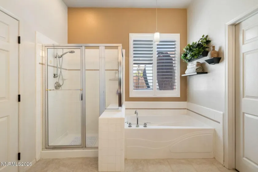 1414 Diamond Country, Reno, Nevada 89521, 4 Bedrooms Bedrooms, ,2 BathroomsBathrooms,Residential,Residential,Diamond Country,260004796