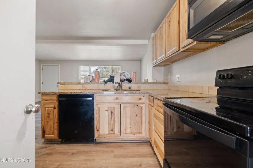 1407 Long, Carson City, Nevada 89706, 3 Bedrooms Bedrooms, ,2 BathroomsBathrooms,Residential,Residential,Long,260004798