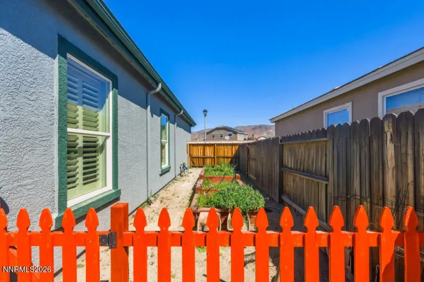 10565 Hampton Creek, Reno, Nevada 89521, 4 Bedrooms Bedrooms, ,2 BathroomsBathrooms,Residential,Residential,Hampton Creek,260004788