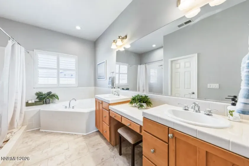 10565 Hampton Creek, Reno, Nevada 89521, 4 Bedrooms Bedrooms, ,2 BathroomsBathrooms,Residential,Residential,Hampton Creek,260004788