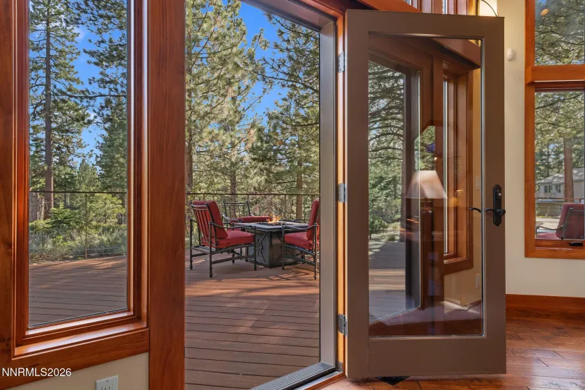 101 Meadow, Stateline, Nevada 89449, 3 Bedrooms Bedrooms, ,4 BathroomsBathrooms,Residential,Residential,Meadow,260004789