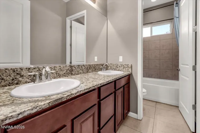 4798 Soave, Sparks, Nevada 89436, 3 Bedrooms Bedrooms, ,3 BathroomsBathrooms,Residential,Residential,Soave,260003472