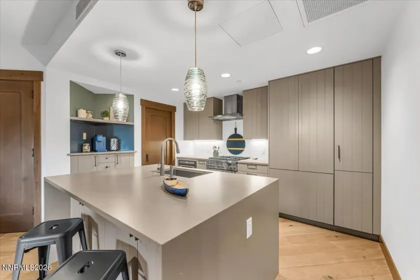 17 Beach Club, Stateline, Nevada 89449, 1 Bedroom Bedrooms, ,2 BathroomsBathrooms,Residential,Residential,Beach Club,260004802