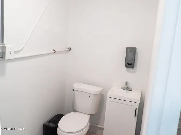 8660 US Highway 50, Stagecoach, Nevada 89429, ,Commercial Sale,Residential,US Highway 50,260004813