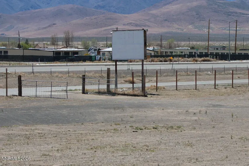 8660 US Highway 50, Stagecoach, Nevada 89429, ,Commercial Sale,Residential,US Highway 50,260004813