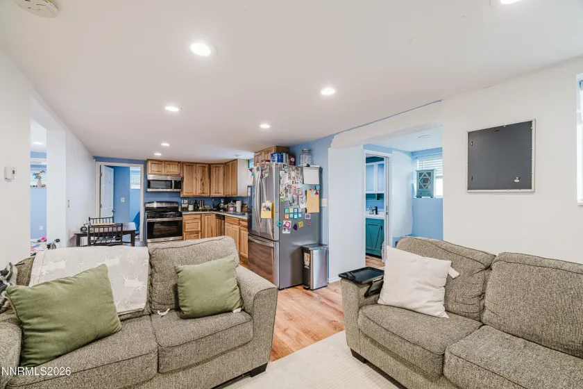 189 Ash, Elko, Nevada 89801, ,Residential Income,Residential,Ash,260004815