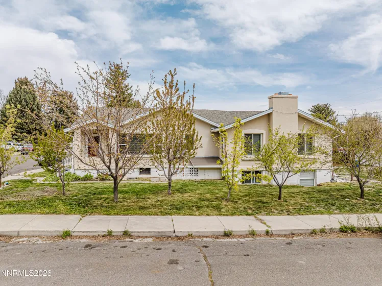 189 Ash, Elko, Nevada 89801, ,Residential Income,Residential,Ash,260004815