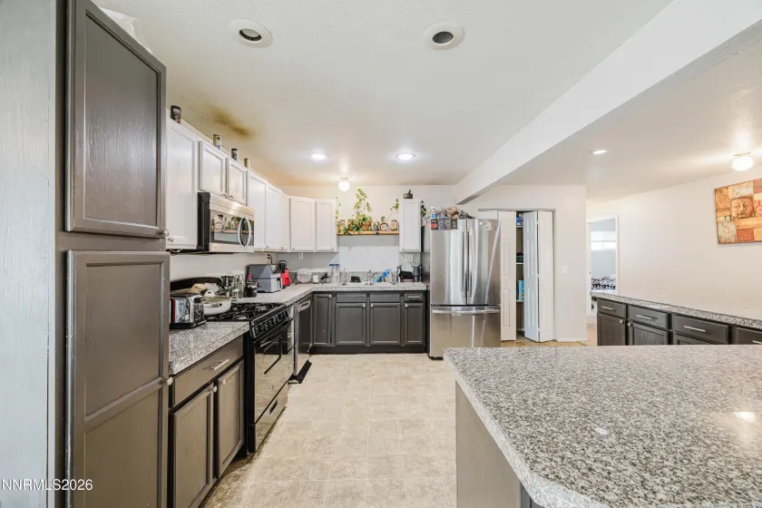 189 Ash, Elko, Nevada 89801, ,Residential Income,Residential,Ash,260004815