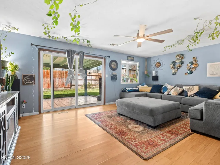 110 Sells, Sparks, Nevada 89431, 3 Bedrooms Bedrooms, ,2 BathroomsBathrooms,Residential,Residential,Sells,260004818