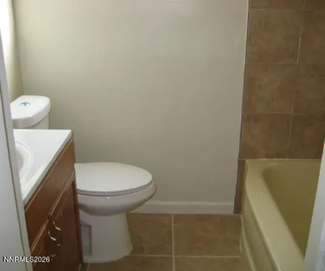670 Denslowe, Reno, Nevada 89512, 8 Bedrooms Bedrooms, ,4 BathroomsBathrooms,Residential Income,Residential,Denslowe,0,260001931