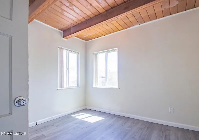 670 Denslowe, Reno, Nevada 89512, 8 Bedrooms Bedrooms, ,4 BathroomsBathrooms,Residential Income,Residential,Denslowe,0,260001931
