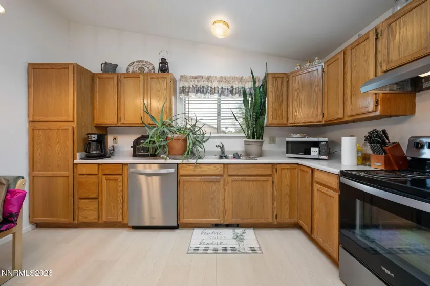 1753 Jamie, Carson City, Nevada 89701, 2 Bedrooms Bedrooms, ,1 BathroomBathrooms,Residential,Residential,Jamie,260004819