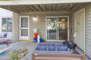 2317 Roundhouse, Sparks, Nevada 89431, 2 Bedrooms Bedrooms, ,1 BathroomBathrooms,Residential,Residential,Roundhouse,260004823