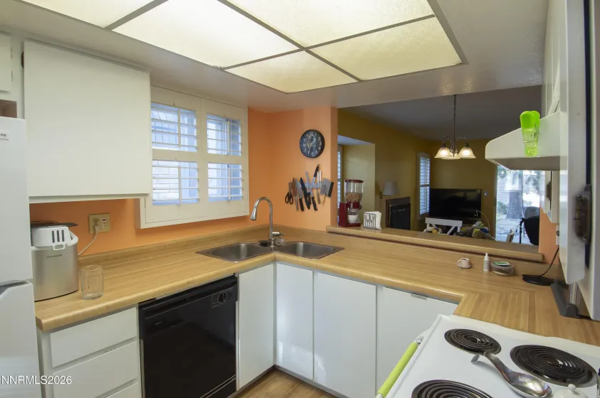 2317 Roundhouse, Sparks, Nevada 89431, 2 Bedrooms Bedrooms, ,1 BathroomBathrooms,Residential,Residential,Roundhouse,260004823