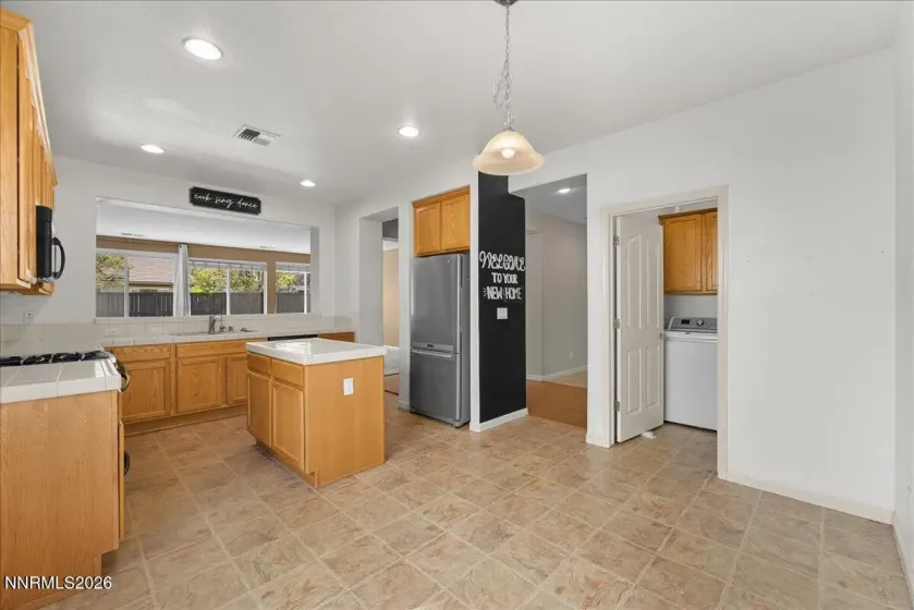 455 Sysonby, Reno, Nevada 89521, 4 Bedrooms Bedrooms, ,2 BathroomsBathrooms,Residential,Residential,Sysonby,260004824