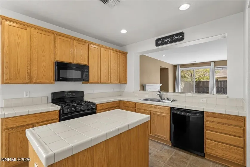 455 Sysonby, Reno, Nevada 89521, 4 Bedrooms Bedrooms, ,2 BathroomsBathrooms,Residential,Residential,Sysonby,260004824