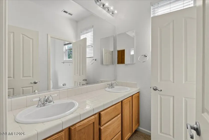 455 Sysonby, Reno, Nevada 89521, 4 Bedrooms Bedrooms, ,2 BathroomsBathrooms,Residential,Residential,Sysonby,260004824