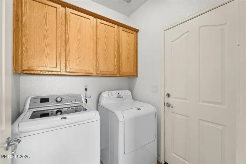 455 Sysonby, Reno, Nevada 89521, 4 Bedrooms Bedrooms, ,2 BathroomsBathrooms,Residential,Residential,Sysonby,260004824