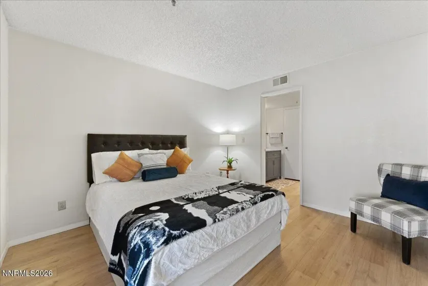 3095 Lakeside, Reno, Nevada 89509, 1 Bedroom Bedrooms, ,1 BathroomBathrooms,Residential,Residential,Lakeside,260004825