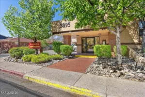3095 Lakeside, Reno, Nevada 89509, 1 Bedroom Bedrooms, ,1 BathroomBathrooms,Residential,Residential,Lakeside,260004825