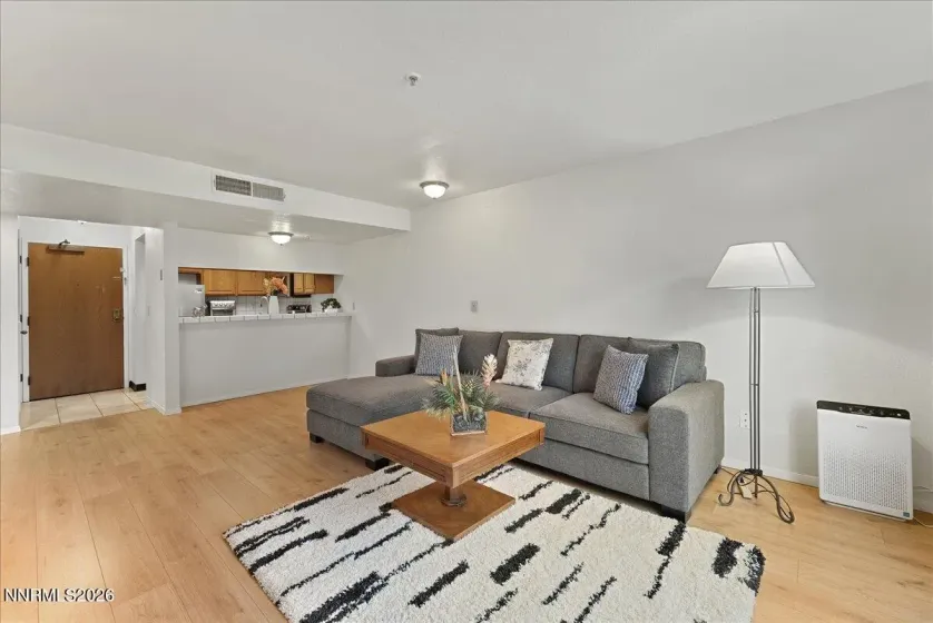 3095 Lakeside, Reno, Nevada 89509, 1 Bedroom Bedrooms, ,1 BathroomBathrooms,Residential,Residential,Lakeside,260004825