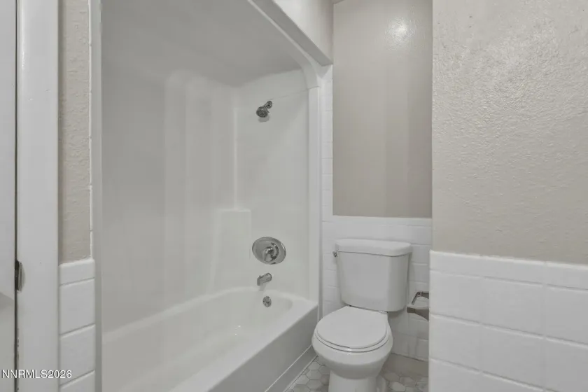 585 Smithridge, Reno, Nevada 89502, 2 Bedrooms Bedrooms, ,2 BathroomsBathrooms,Residential,Residential,Smithridge,260003779