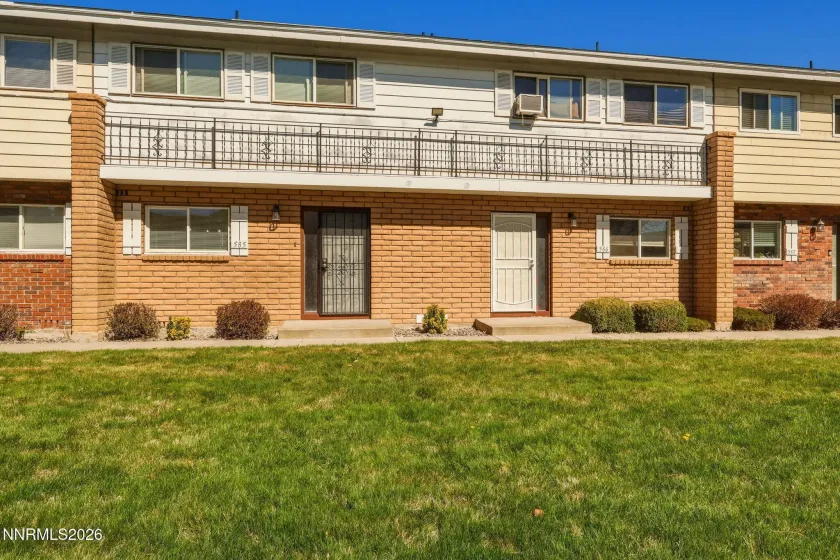 585 Smithridge, Reno, Nevada 89502, 2 Bedrooms Bedrooms, ,2 BathroomsBathrooms,Residential,Residential,Smithridge,260003779