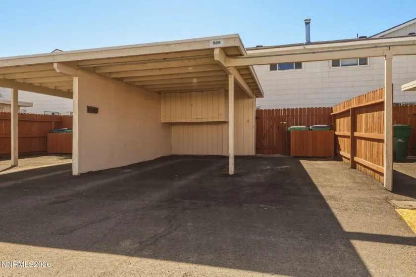 585 Smithridge, Reno, Nevada 89502, 2 Bedrooms Bedrooms, ,2 BathroomsBathrooms,Residential,Residential,Smithridge,260003779