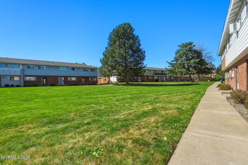 585 Smithridge, Reno, Nevada 89502, 2 Bedrooms Bedrooms, ,2 BathroomsBathrooms,Residential,Residential,Smithridge,260003779