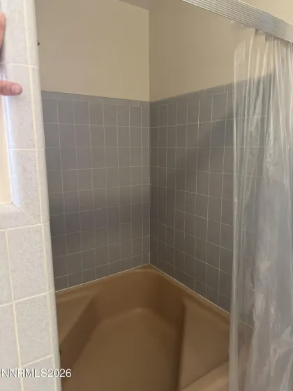 2nd bathroom