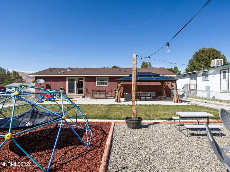 3320 Moon, Winnemucca, Nevada 89445, 3 Bedrooms Bedrooms, ,2 BathroomsBathrooms,Residential,Residential,Moon,260004837