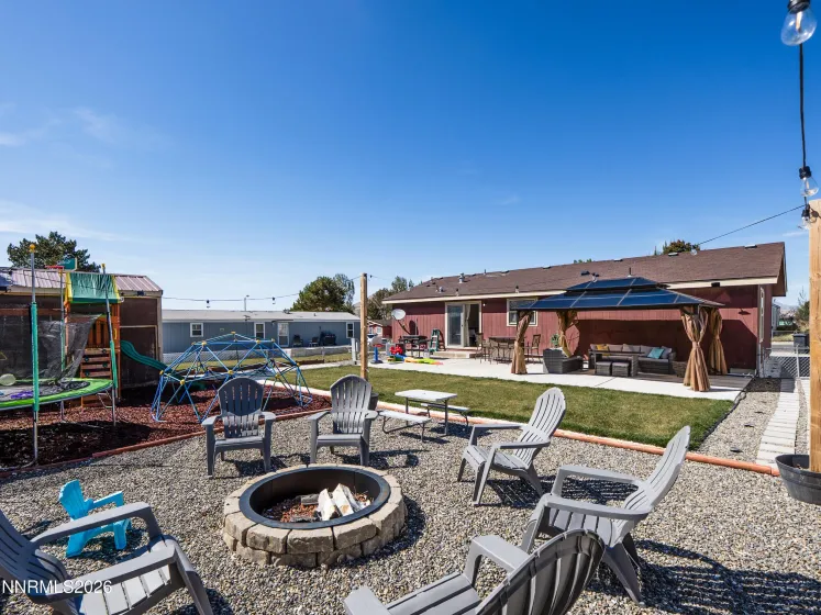 3320 Moon, Winnemucca, Nevada 89445, 3 Bedrooms Bedrooms, ,2 BathroomsBathrooms,Residential,Residential,Moon,260004837