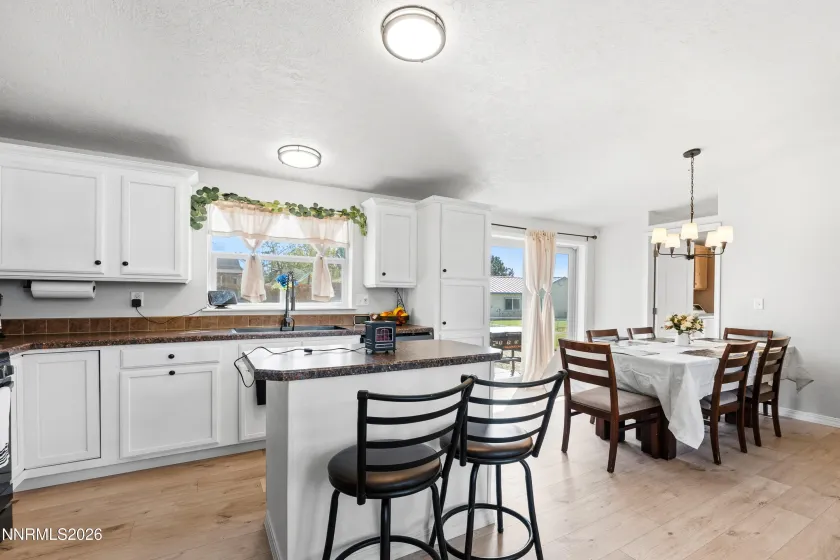 3320 Moon, Winnemucca, Nevada 89445, 3 Bedrooms Bedrooms, ,2 BathroomsBathrooms,Residential,Residential,Moon,260004837