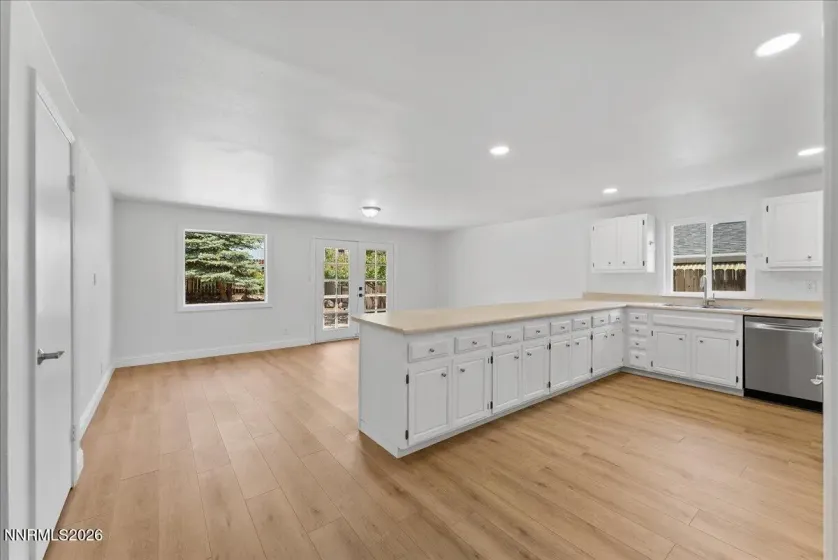 2515 Cityview, Reno, Nevada 89512, 4 Bedrooms Bedrooms, ,2 BathroomsBathrooms,Residential,Residential,Cityview,260004836