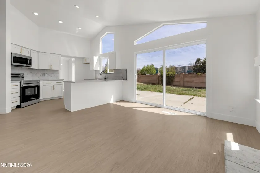 1595 Rheingold, Sparks, Nevada 89434, 3 Bedrooms Bedrooms, ,2 BathroomsBathrooms,Residential,Residential,Rheingold,260004812