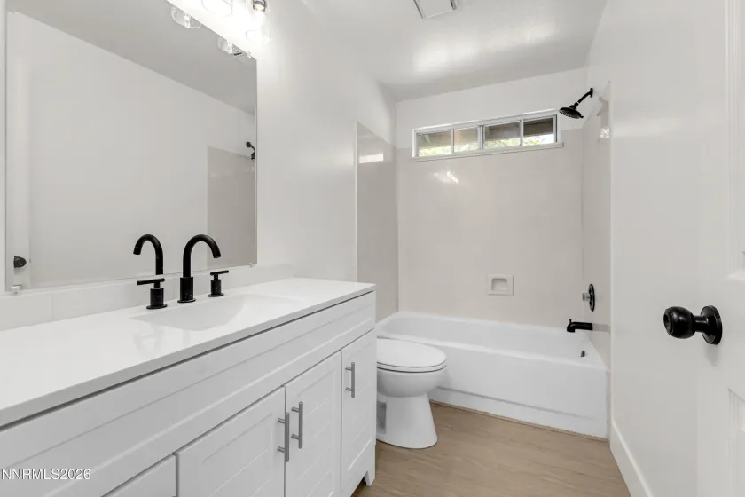 1595 Rheingold, Sparks, Nevada 89434, 3 Bedrooms Bedrooms, ,2 BathroomsBathrooms,Residential,Residential,Rheingold,260004812