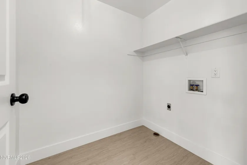 1595 Rheingold, Sparks, Nevada 89434, 3 Bedrooms Bedrooms, ,2 BathroomsBathrooms,Residential,Residential,Rheingold,260004812