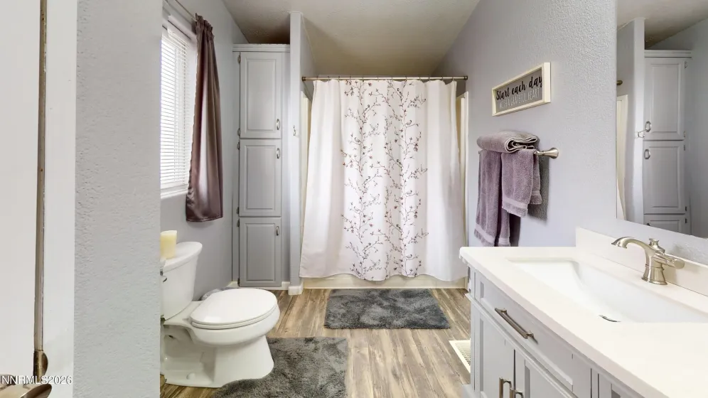 6300 Sandi, Winnemucca, Nevada 89445, 3 Bedrooms Bedrooms, ,2 BathroomsBathrooms,Residential,Residential,Sandi,260004840