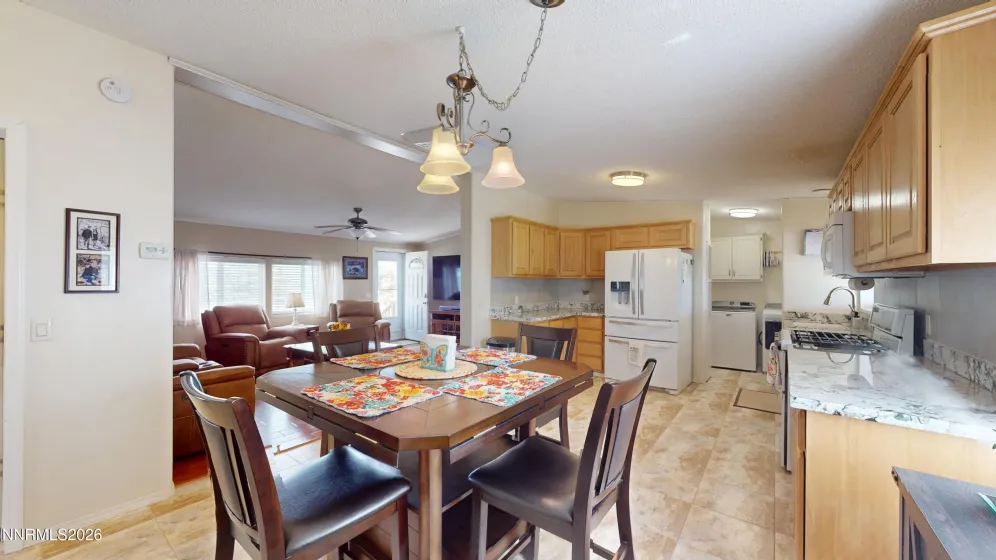 6300 Sandi, Winnemucca, Nevada 89445, 3 Bedrooms Bedrooms, ,2 BathroomsBathrooms,Residential,Residential,Sandi,260004840