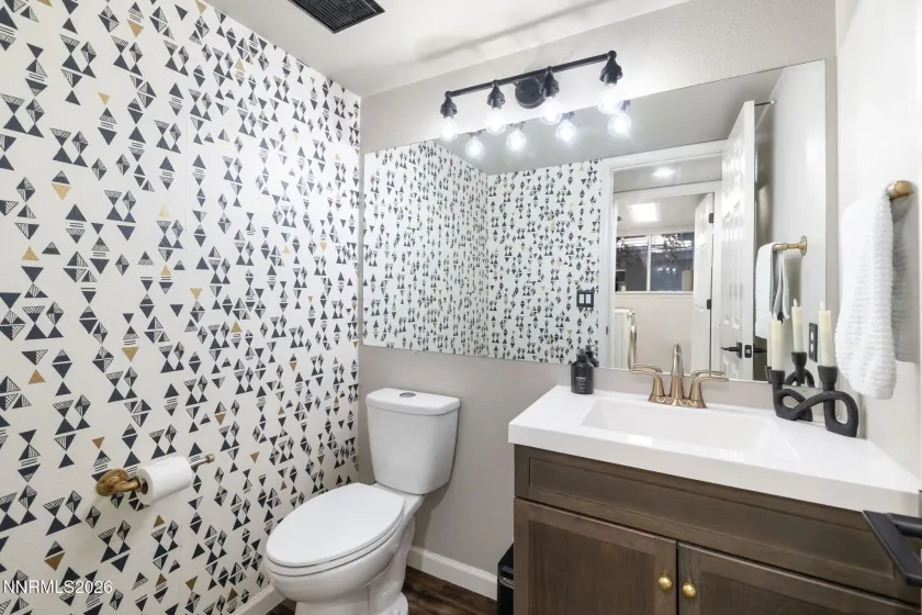 1025 Country Ridge, Sparks, Nevada 89434, 4 Bedrooms Bedrooms, ,3 BathroomsBathrooms,Residential,Residential,Country Ridge,260004841