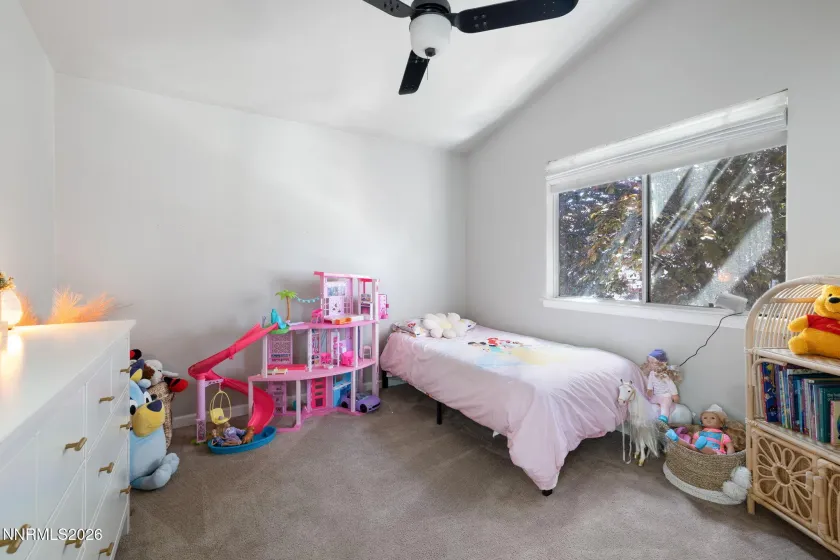 1025 Country Ridge, Sparks, Nevada 89434, 4 Bedrooms Bedrooms, ,3 BathroomsBathrooms,Residential,Residential,Country Ridge,260004841