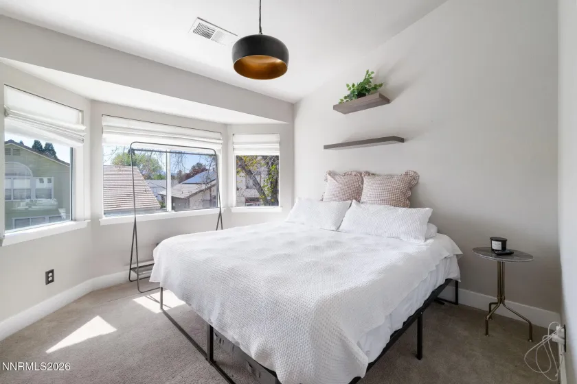 1025 Country Ridge, Sparks, Nevada 89434, 4 Bedrooms Bedrooms, ,3 BathroomsBathrooms,Residential,Residential,Country Ridge,260004841