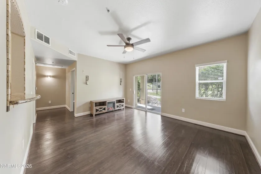 6850 Sharlands, Reno, Nevada 89523, 1 Bedroom Bedrooms, ,1 BathroomBathrooms,Residential,Residential,Sharlands,260004844