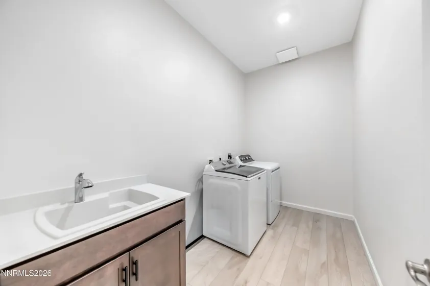 11426 Wildcat Peak, Sparks, Nevada 89441, 3 Bedrooms Bedrooms, ,4 BathroomsBathrooms,Residential,Residential,Wildcat Peak,260004846