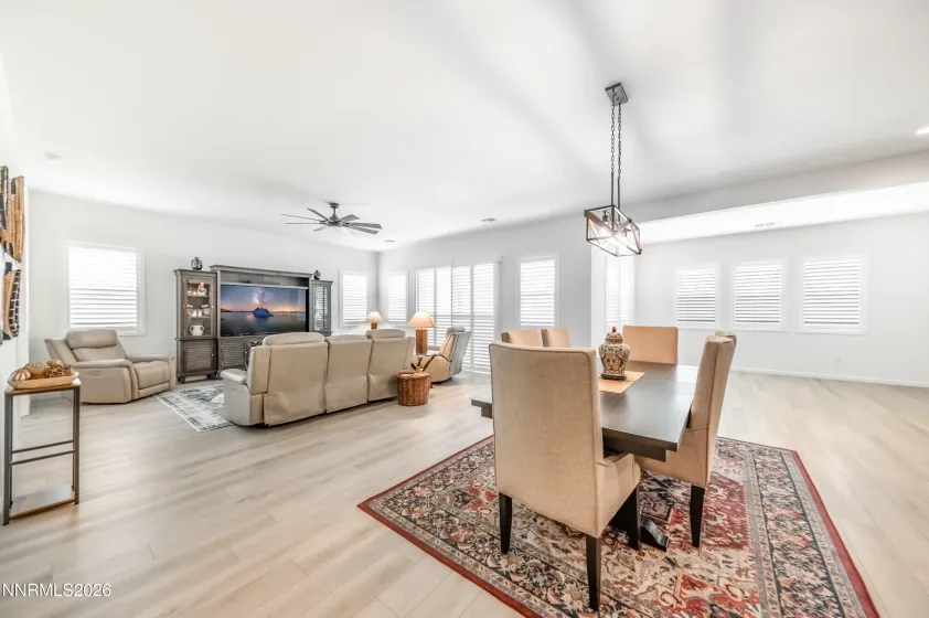 11426 Wildcat Peak, Sparks, Nevada 89441, 3 Bedrooms Bedrooms, ,4 BathroomsBathrooms,Residential,Residential,Wildcat Peak,260004846