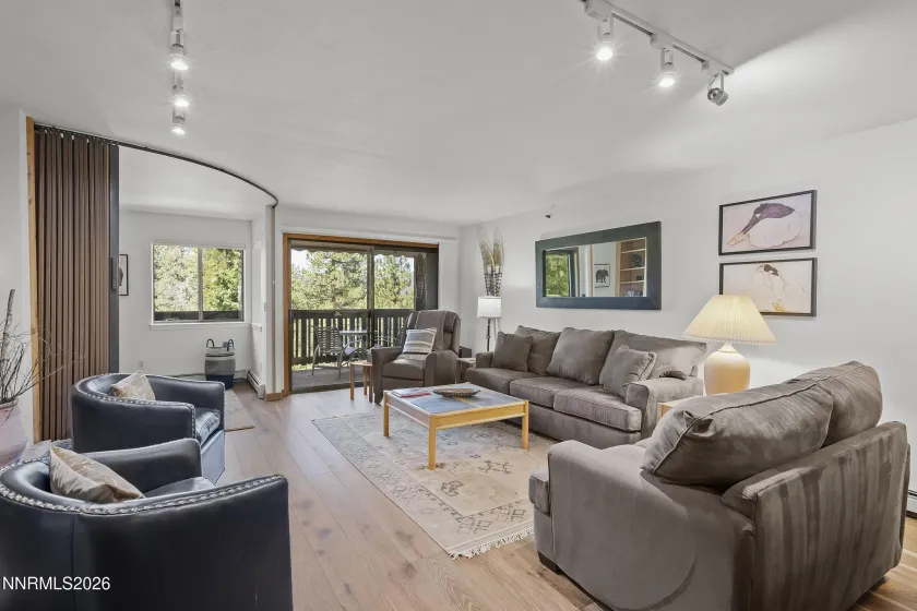 335 Ski, Incline Village, Nevada 89451, 1 Bedroom Bedrooms, ,2 BathroomsBathrooms,Residential,Residential,Ski,260004849