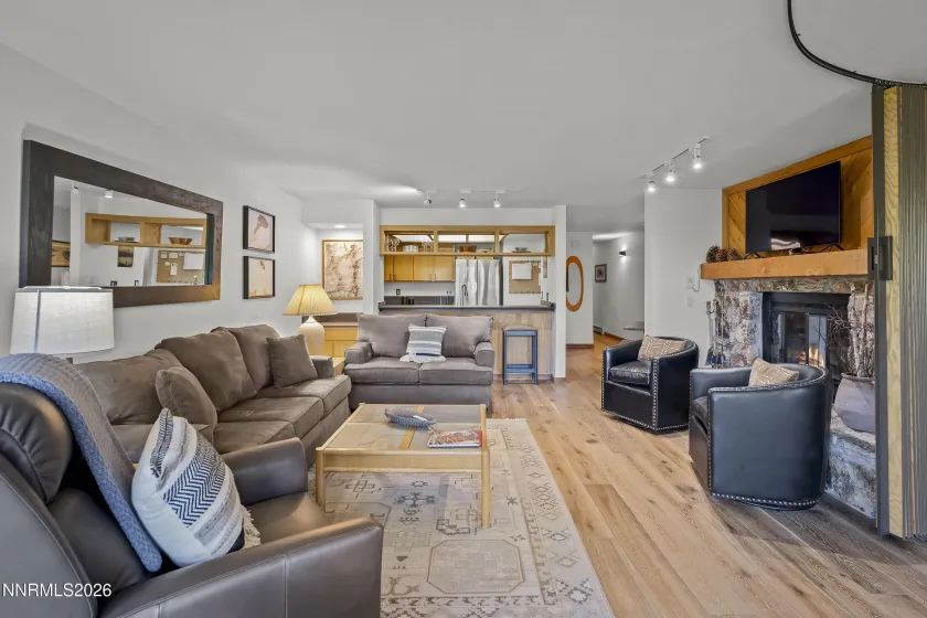 335 Ski, Incline Village, Nevada 89451, 1 Bedroom Bedrooms, ,2 BathroomsBathrooms,Residential,Residential,Ski,260004849