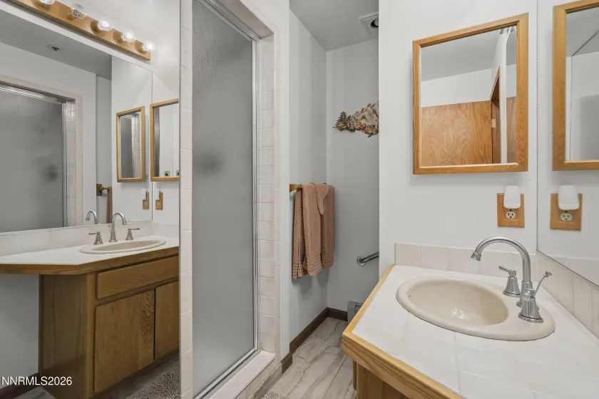 335 Ski, Incline Village, Nevada 89451, 1 Bedroom Bedrooms, ,2 BathroomsBathrooms,Residential,Residential,Ski,260004849