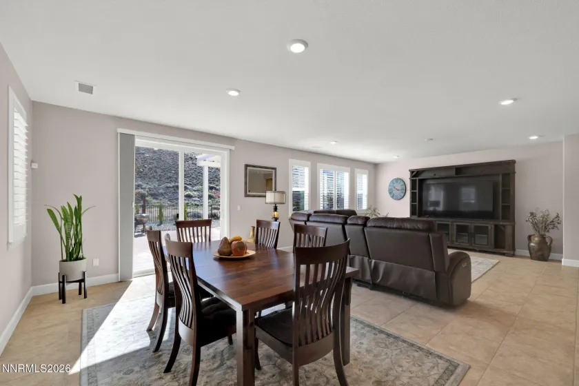 10250 Mother Lode, Reno, Nevada 89521, 3 Bedrooms Bedrooms, ,3 BathroomsBathrooms,Residential,Residential,Mother Lode,260004850