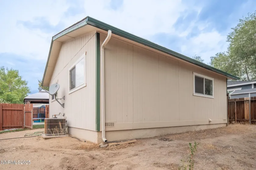 2920 Harding, Reno, Nevada 89503, 3 Bedrooms Bedrooms, ,2 BathroomsBathrooms,Residential,Residential,Harding,260004854